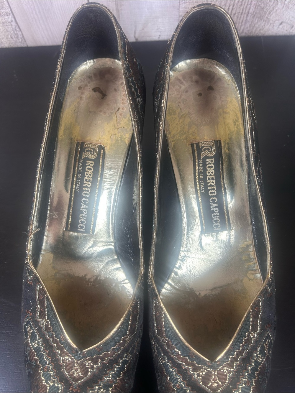 Vintage Roberto Capucci Italy Tapestry Jacquard Kitten Heel Pumps 10.5 AA w/ Box - Picture 6 of 11